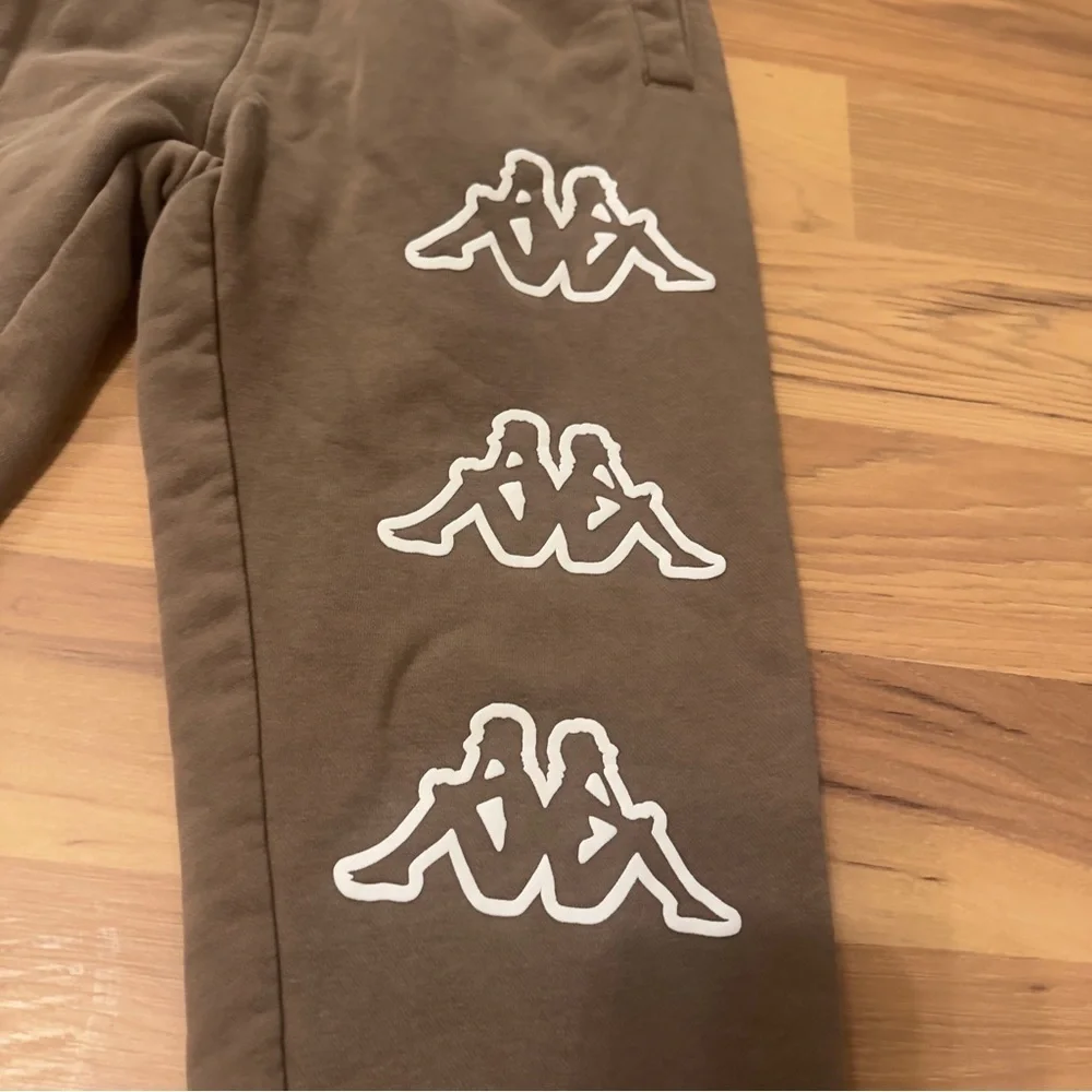 Kappa Mens Size Small Braown Joggers with Logo